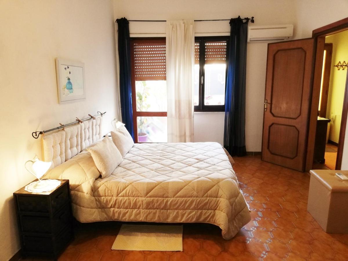 Appartamento Mary Oliena Εξωτερικό φωτογραφία