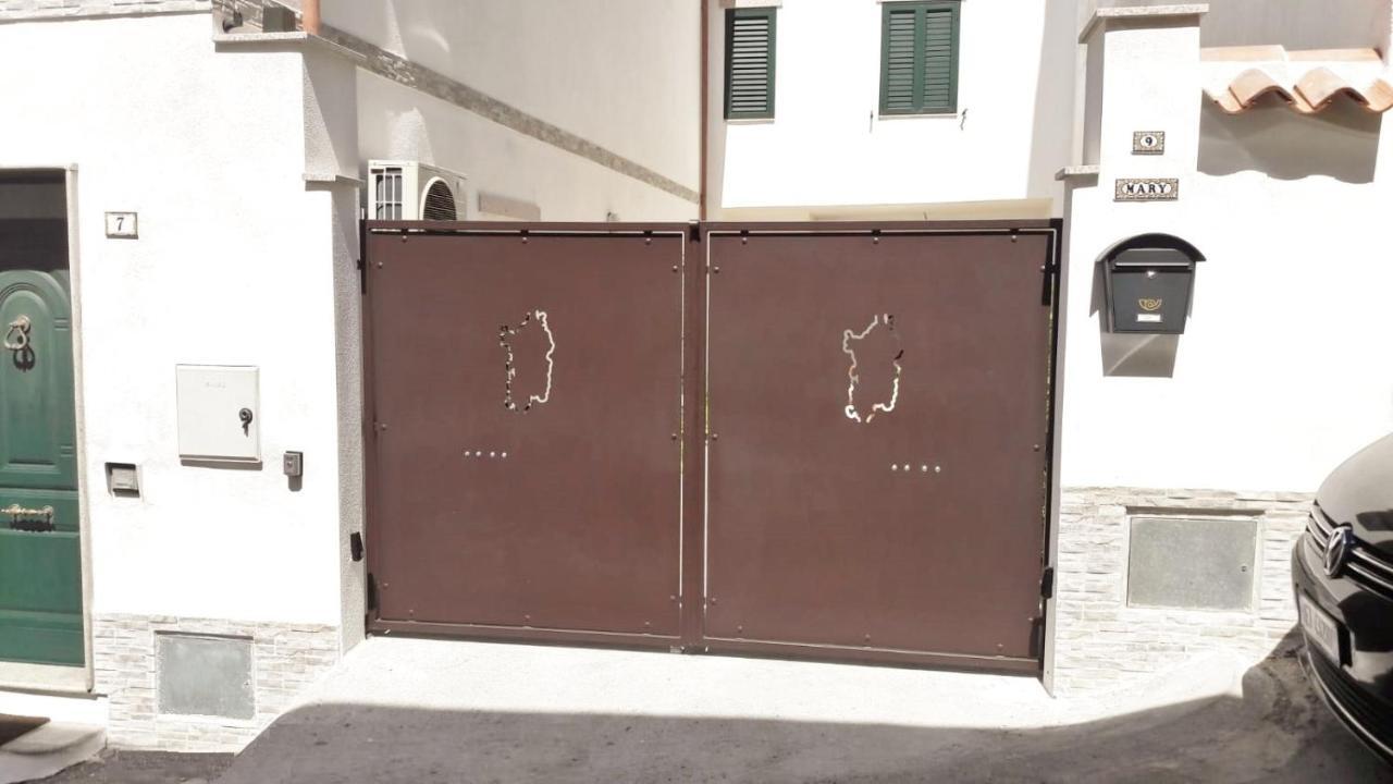 Appartamento Mary Oliena Εξωτερικό φωτογραφία