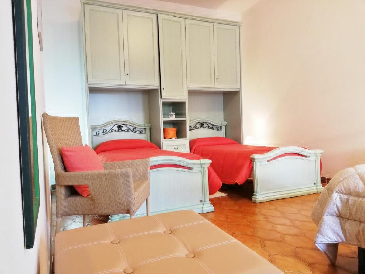 Appartamento Mary Oliena Εξωτερικό φωτογραφία