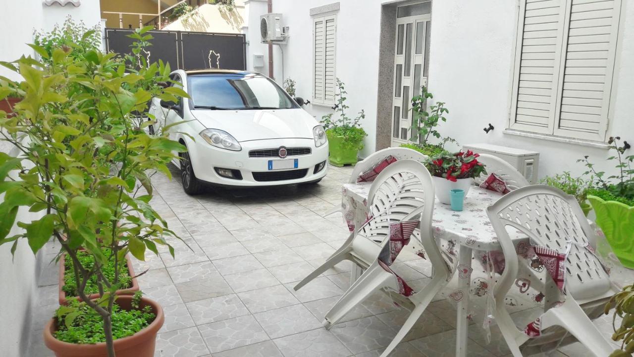 Appartamento Mary Oliena Εξωτερικό φωτογραφία